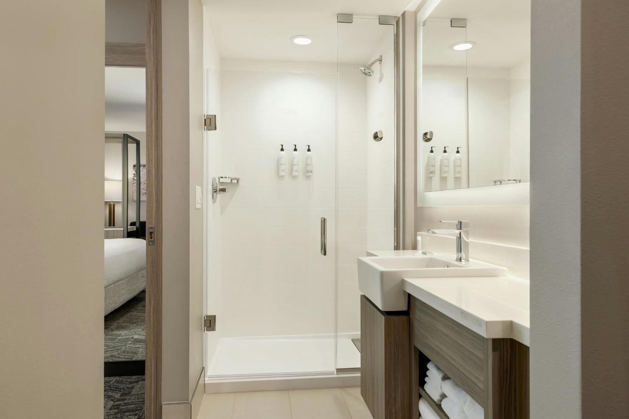 Springhill Suites By Marriott Fargo Bagian luar foto